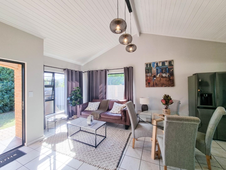 To Let 3 Bedroom Property for Rent in Sandbaai Western Cape